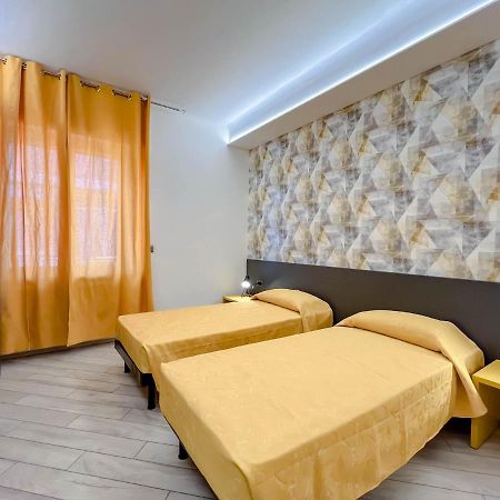 Trilocale Super Ristrutturato Varazze Bagian luar foto